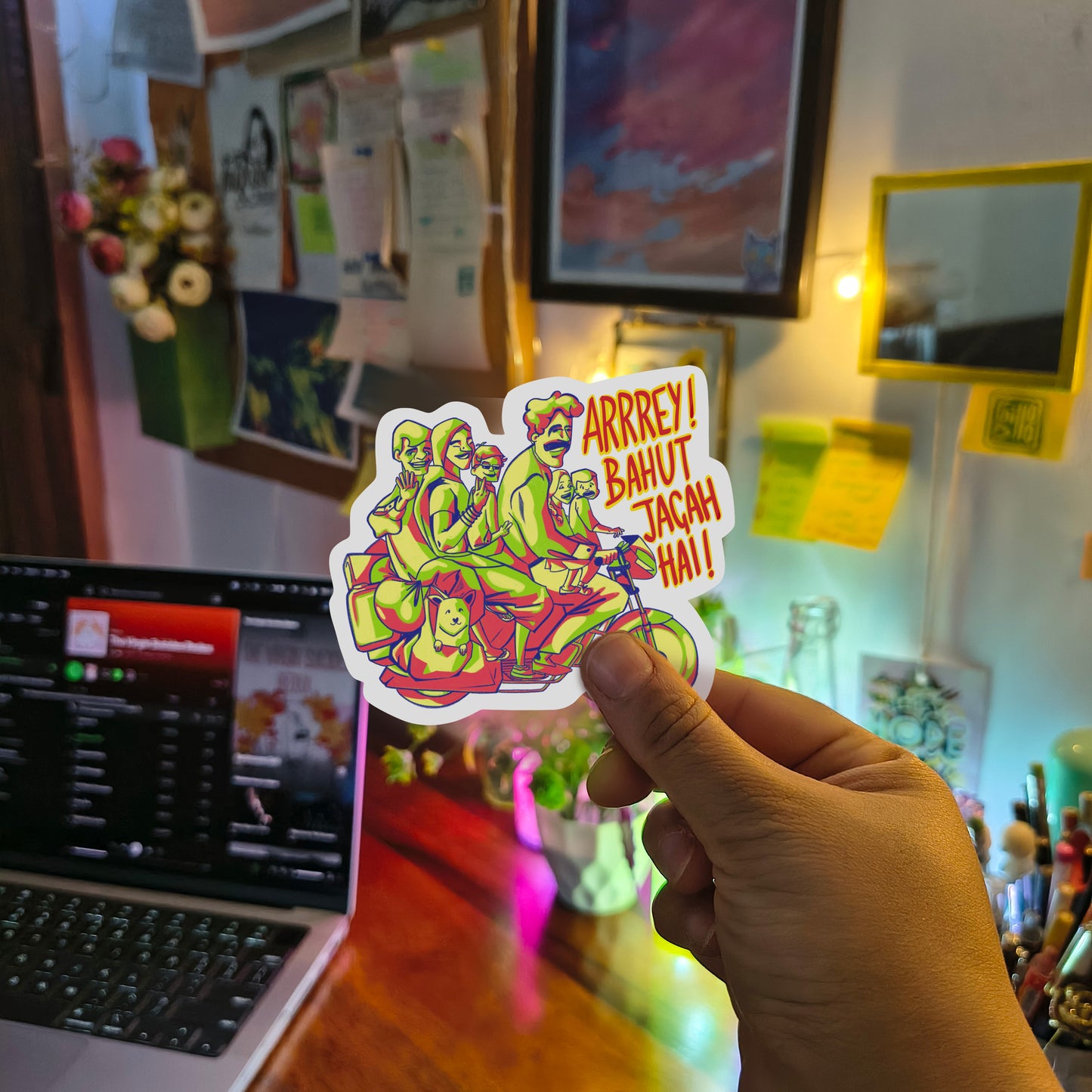 Arre bahut jagah hai!